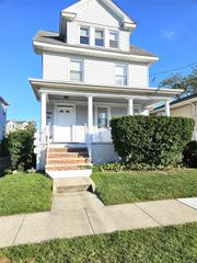 56 4th Avenue #3, East Rockaway, NY 11518