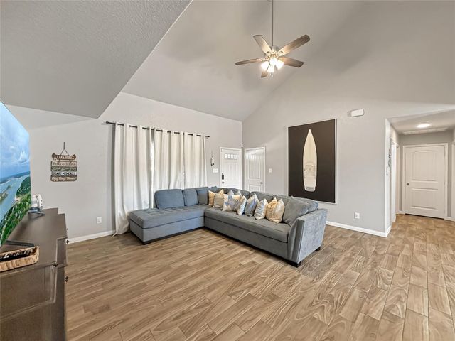 156 Deer Run PASS, Canyon Lake, TX 78133