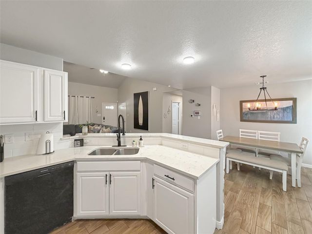 156 Deer Run PASS, Canyon Lake, TX 78133