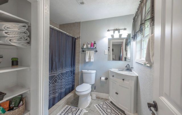 503 Vz County Road 2426, Canton, TX 75103
