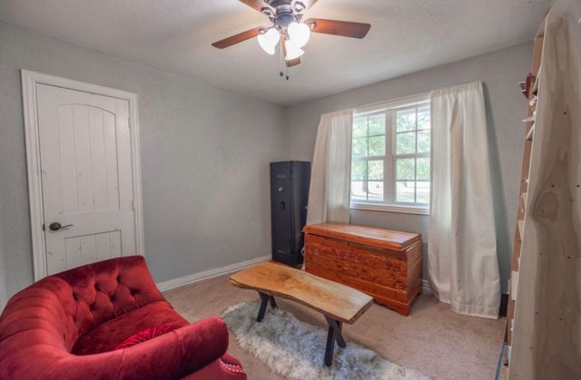 503 Vz County Road 2426, Canton, TX 75103