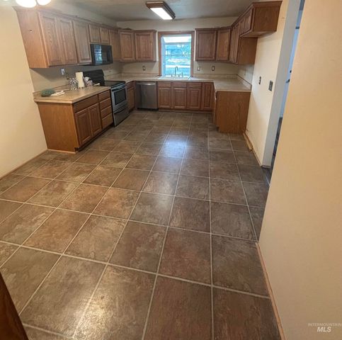 526 E 16th Ave., Jerome, ID 83338