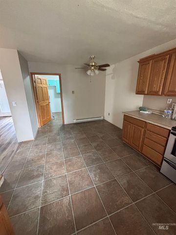 526 E 16th Ave., Jerome, ID 83338