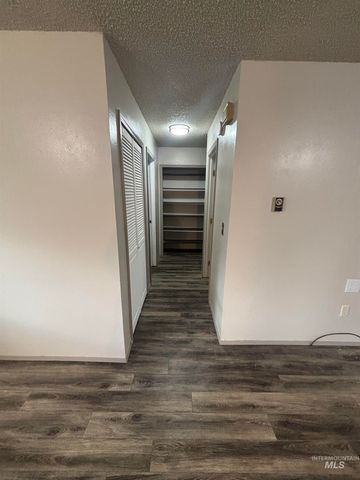 526 E 16th Ave., Jerome, ID 83338