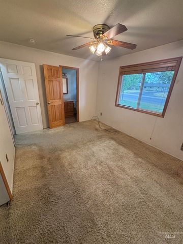 526 E 16th Ave., Jerome, ID 83338