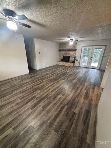 526 E 16th Ave., Jerome, ID 83338