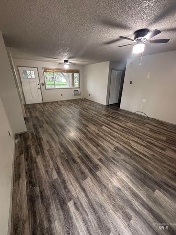 526 E 16th Ave., Jerome, ID 83338