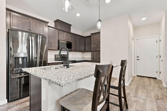 779 E DORAL Avenue 101, Gilbert, AZ 85297