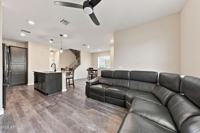 779 E DORAL Avenue 101, Gilbert, AZ 85297