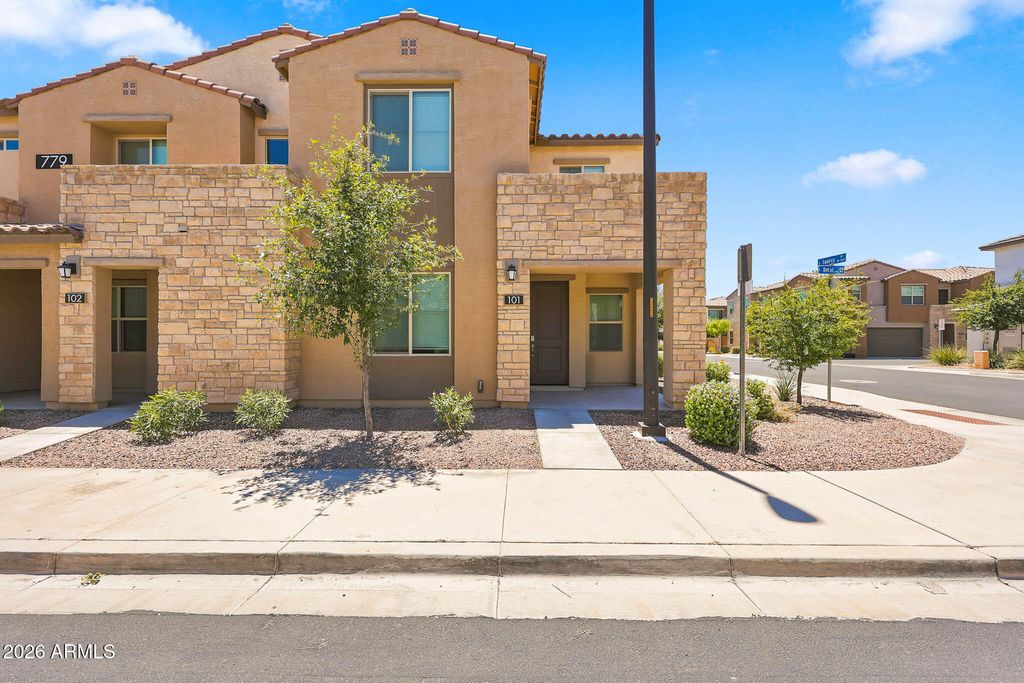 779 E DORAL Avenue 101, Gilbert, AZ 85297