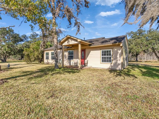 20966 Highway 35, Sweeny, TX 77480