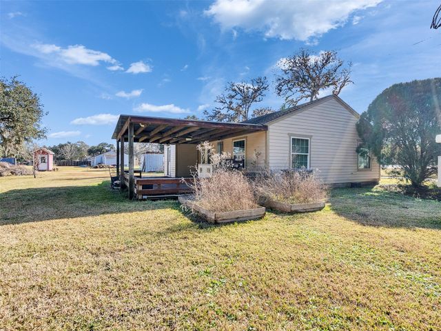 20966 Highway 35, Sweeny, TX 77480