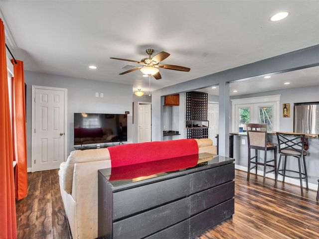 20966 Highway 35, Sweeny, TX 77480