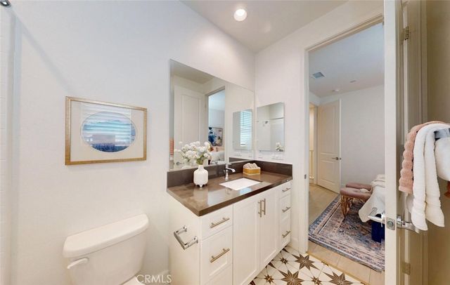 17536 Cameron Lane 105, Huntington Beach, CA 92647