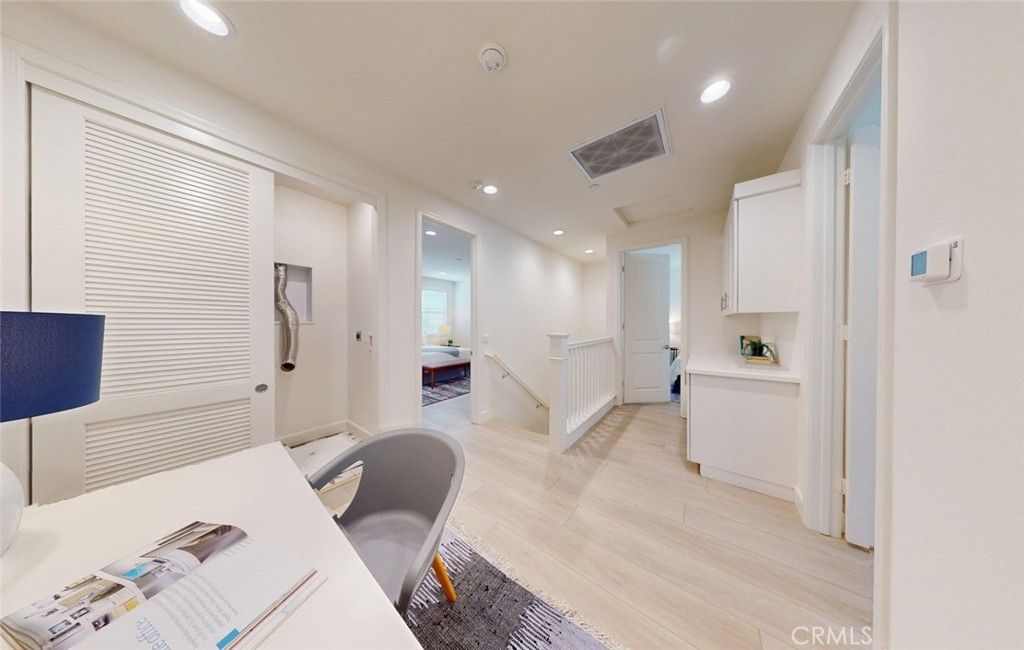 Image 17 of property listing at 17536 Cameron Lane 105, Huntington Beach, CA 92647