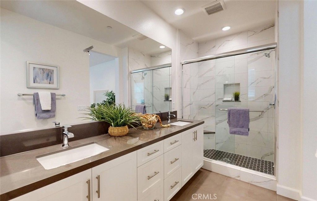 Image 37 of property listing at 17536 Cameron Lane 105, Huntington Beach, CA 92647