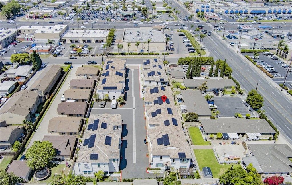 Image 45 of property listing at 17536 Cameron Lane 105, Huntington Beach, CA 92647