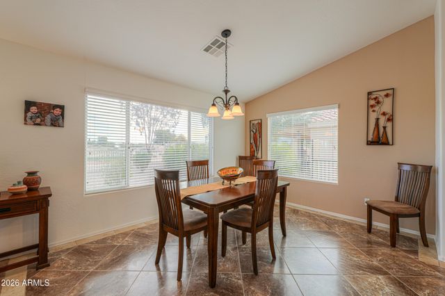 431 N SANTIAGO Trail, Casa Grande, AZ 85194