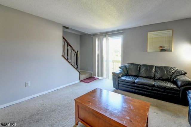 493 Fayette St, Perth Amboy City, NJ 08861