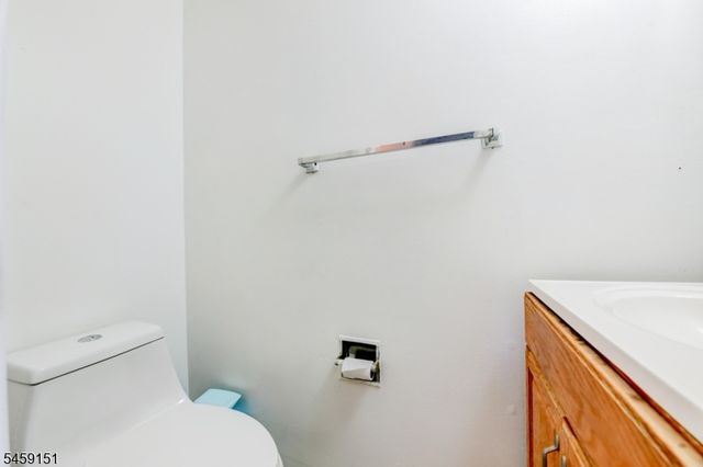 493 Fayette St, Perth Amboy City, NJ 08861