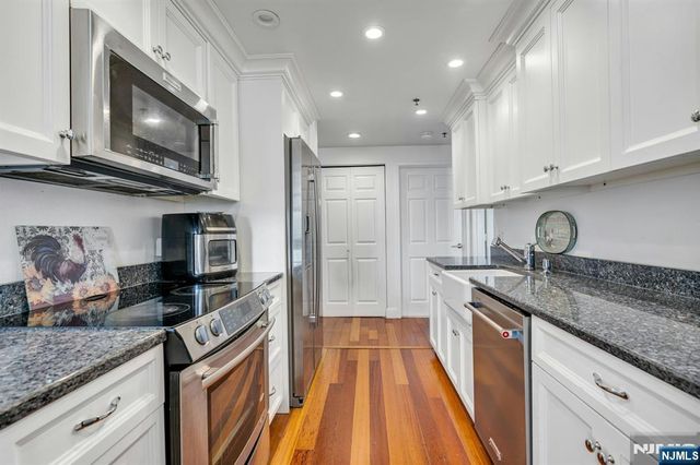 100 Old Palisade Road 1610, Fort Lee, NJ 07024