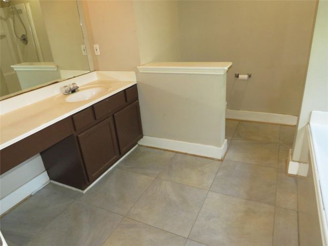 17135 Yeoman Way, Crosby, TX 77532