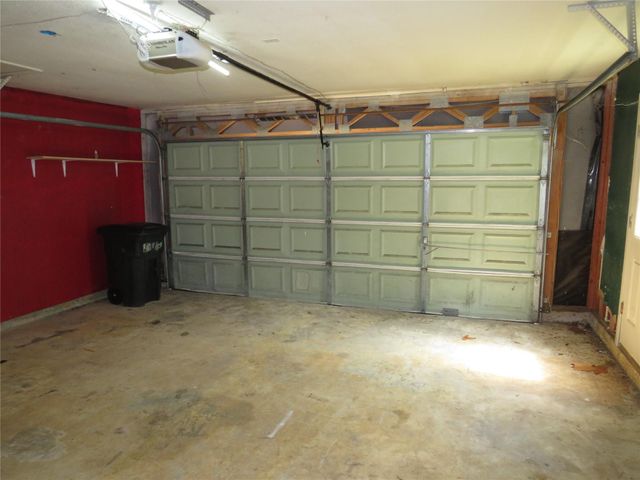 17135 Yeoman Way, Crosby, TX 77532