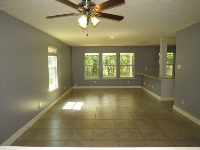 17135 Yeoman Way, Crosby, TX 77532