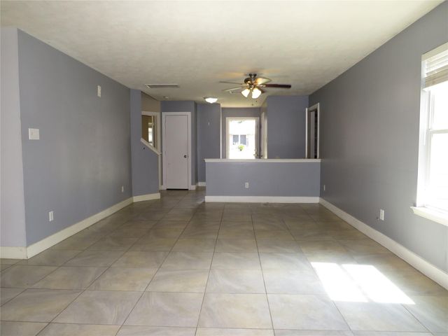 17135 Yeoman Way, Crosby, TX 77532