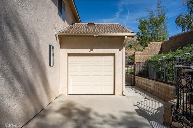 29522 Mammoth, Canyon Country, CA 91387