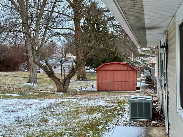 1924 Marinette Drive, Springfield, OH 45503