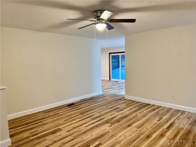 1924 Marinette Drive, Springfield, OH 45503