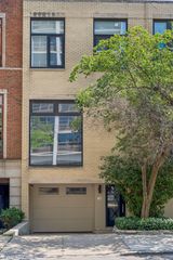 65 W Schiller Street, Chicago, IL 60610