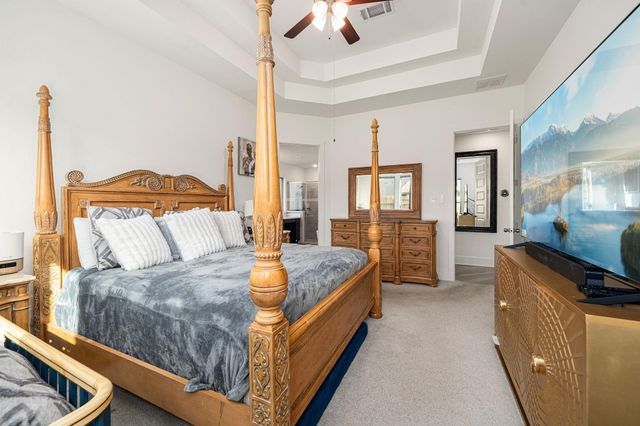 634 Cibolo Creek Drive, Conroe, TX 77304