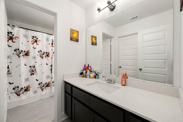 634 Cibolo Creek Drive, Conroe, TX 77304