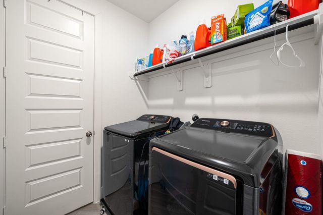 634 Cibolo Creek Drive, Conroe, TX 77304