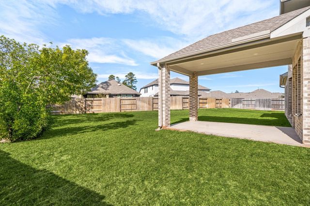 634 Cibolo Creek Drive, Conroe, TX 77304