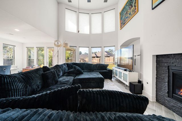 634 Cibolo Creek Drive, Conroe, TX 77304