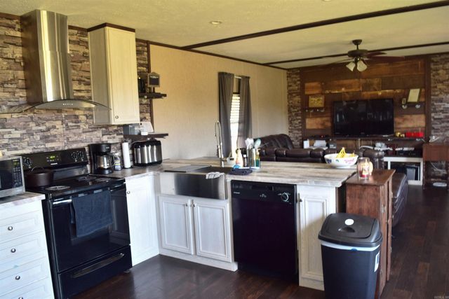 111 Suviaz Lane, Bald Knob, AR 72010