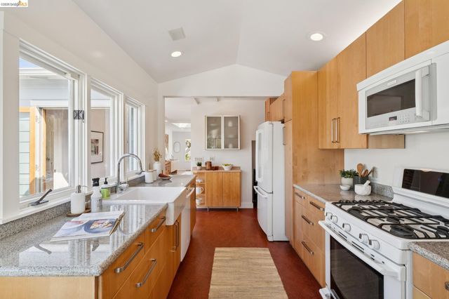 1234 Stannage Ave, Berkeley, CA 94706