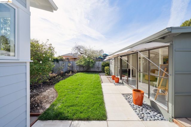 1234 Stannage Ave, Berkeley, CA 94706