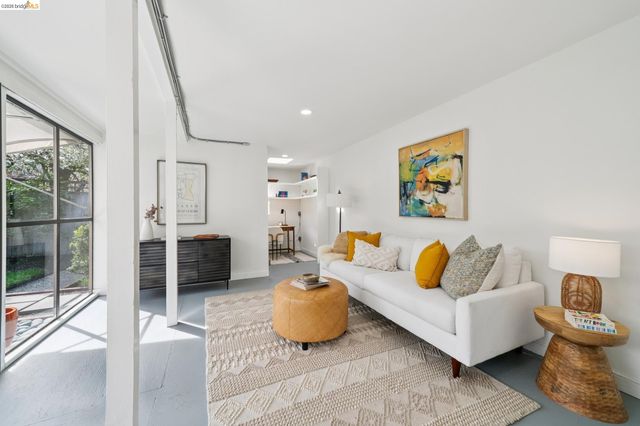 1234 Stannage Ave, Berkeley, CA 94706