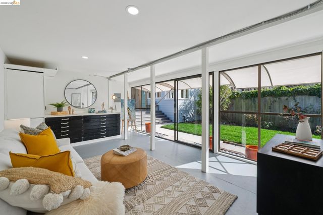 1234 Stannage Ave, Berkeley, CA 94706