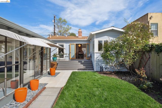 1234 Stannage Ave, Berkeley, CA 94706