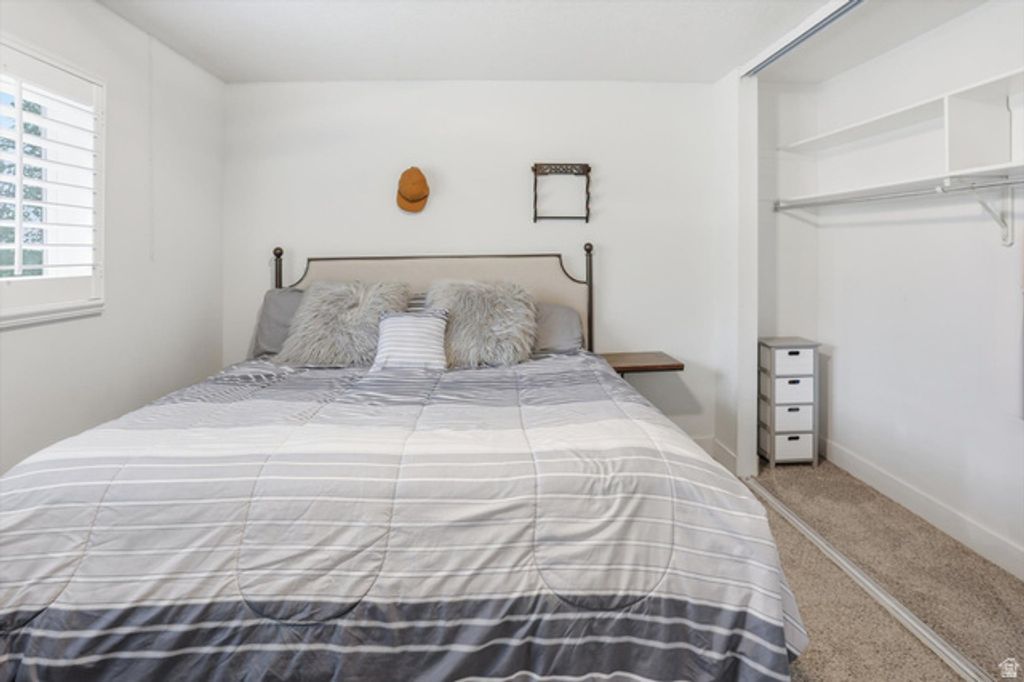 Image 13 of property listing at 1545 E 1300 S, Ogden, UT 84404