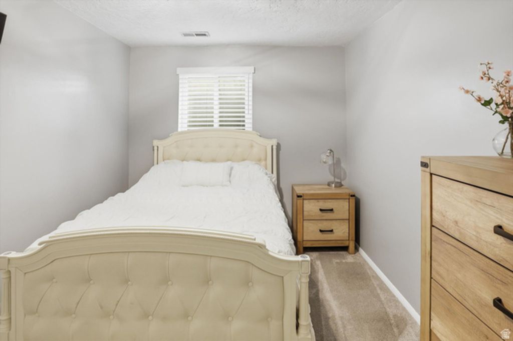 Image 21 of property listing at 1545 E 1300 S, Ogden, UT 84404
