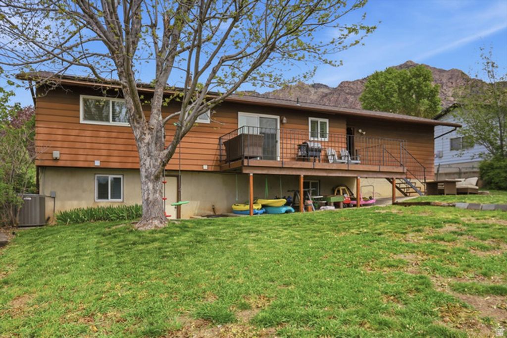 Image 35 of property listing at 1545 E 1300 S, Ogden, UT 84404