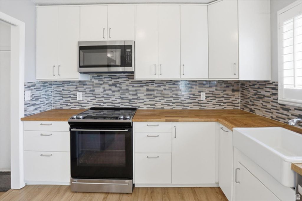 Image 9 of property listing at 1545 E 1300 S, Ogden, UT 84404