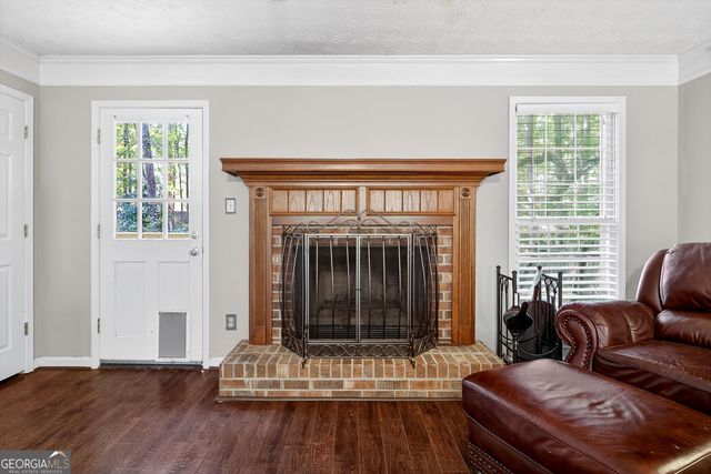 110 Greenway Court, Fayetteville, GA 30215