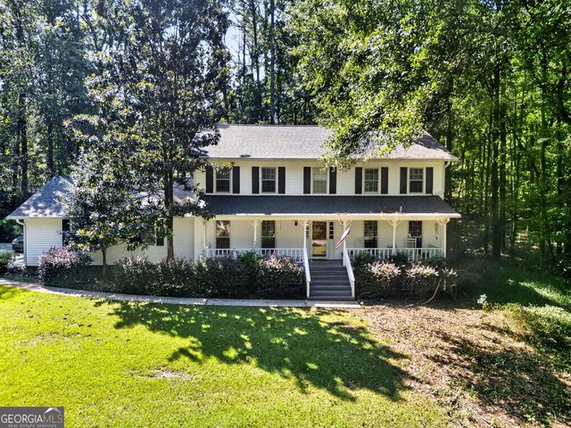 110 Greenway Court, Fayetteville, GA 30215